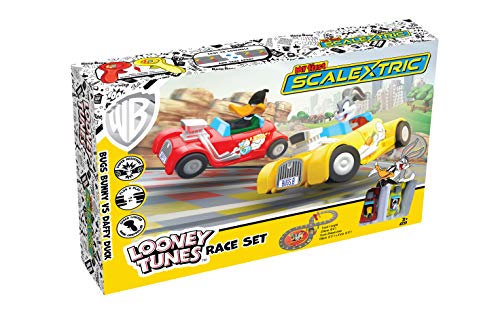 Micro Scalextric G1141 My First Looney Tunes with Bugs Bunny Vs Daffy Duck - Juego de Juguetes de Carreras con Ranura para Pilas, Multicolor