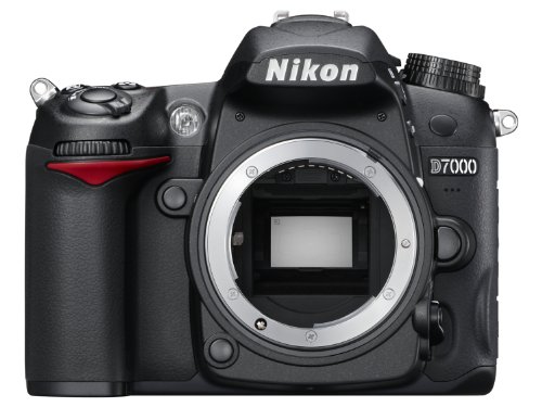 Nikon D7000 - Cámara réflex digital de 16.2 Mp (pantalla 3"), color negro - sólo cuerpo [importado]
