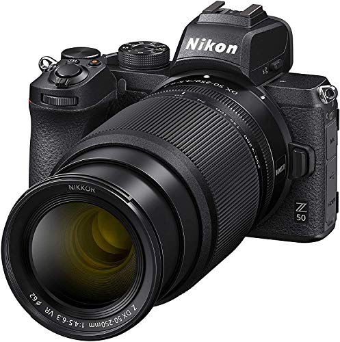 Nikon Z50 - Cámara sin Espejo con Objetivos 16-50 DX VR, 50-250 DX VR, trípode, Tarjeta SD 64 GB 1000X, Libro y Bolsa, Negro - Versión NIKONISTAS