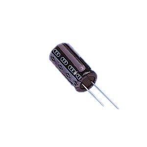 10 Unidades de Condensador Electrolitico Polarizado 1000uF (10 Voltios) 10 Unidades de Condensador Electrolitico Polarizado 1000uF (10 Voltios)