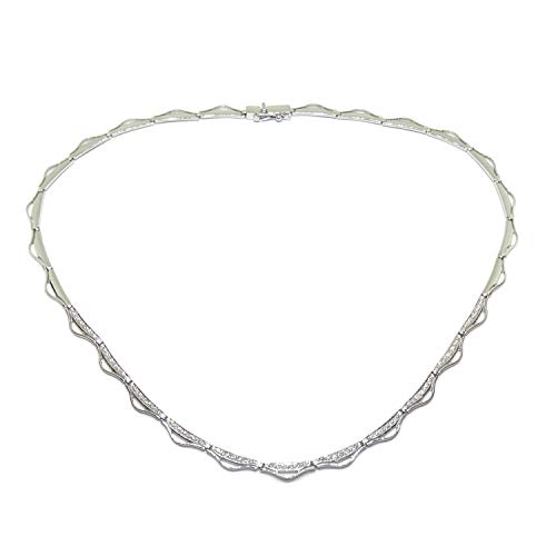 Never Say Never Impresionante Gargantilla Semi-rígida de Oro Blanco de 18k y 0.61cts de Diamantes auténticos. Never Say Never Impresionante Gargantilla Semi-rígida de Oro Blanco de 18k y 0.61cts de Diamantes auténticos.