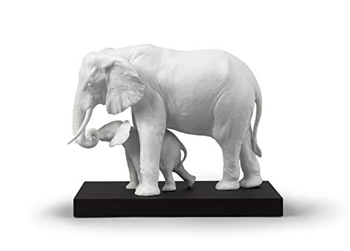 LLADRÓ Escultura Elefantes Mostrando El Camino. Blanco. Elefante de Porcelana.