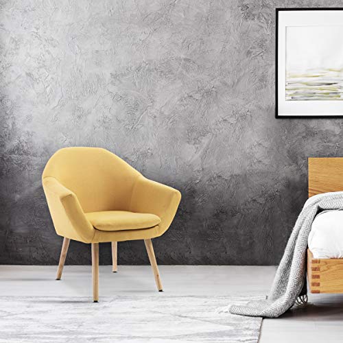 Mc Haus NAVIAN - Sillón Nórdico Escandinavo de color Mostaza, butaca comedor salón dormitorio, sillón acolchado con Reposabrazos y patas de madera 74x64x76cm