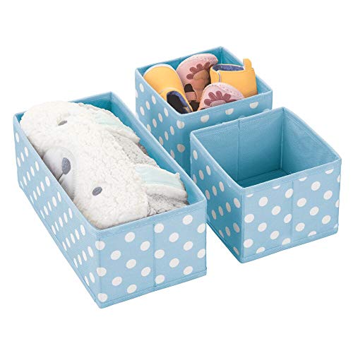 mDesign Juego de 3 Cajas de almacenaje para habitación Infantil, baño, etc. – Cestas organizadoras de Lunares – Organizadores de armarios de Fibra sintética en Dos tamaños – Azul Claro/Blanco mDesign Juego de 3 Cajas de almacenaje para habitación Infantil, baño, etc. – Cestas organizadoras de Lunares – Organizadores de armarios de Fibra sintética en Dos tamaños – Azul Claro/Blanco