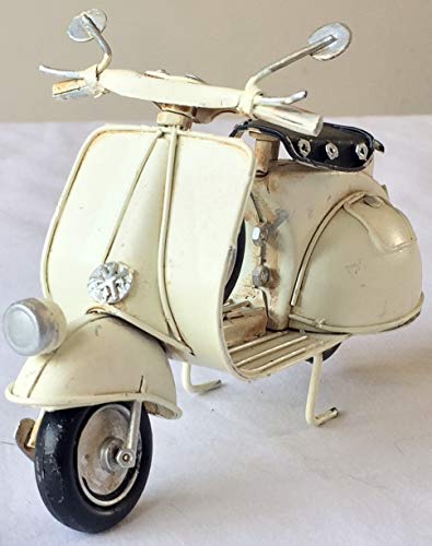 Adorno vintage retro de metal de estaño, diseño de moto Vespa, adorno, 18 cm de largo, gran regalo para un estante o un escritorio.
