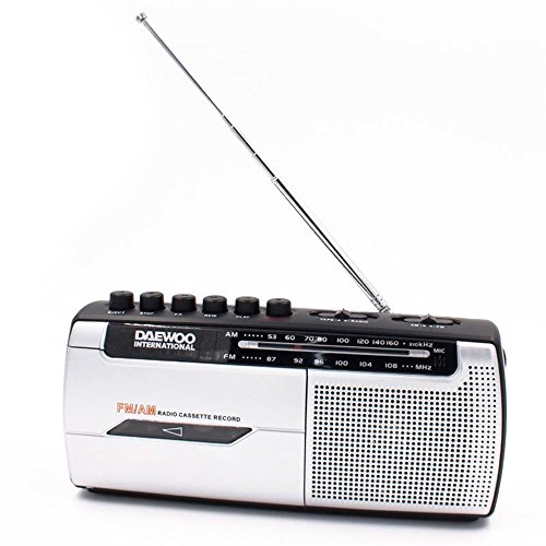 Radio Cassette Daewoo - Radio Analogica - Radio pequeña con Grabadora para Escuchar Cintas- Radio Sobremesa con Cable Incluido- Radio FM/AM, Altavoz Frontal, Salida Auriculares, Incopora Microfono, Bl