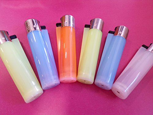 caja de 48 mecheros clipper de colores Nuevo y precintados. caja de 48 mecheros clipper de colores Nuevo y precintados.