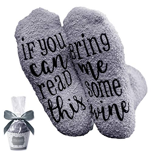 Calcetines de vino rosa con texto en inglés «If You can read this bring me some wine» con envoltorio de regalo para magdalenas, regalos divertidos como accesorio de vino para mujeres para novias Calcetines de vino rosa con texto en inglés «If You can read this bring me some wine» con envoltorio de regalo para magdalenas, regalos divertidos como accesorio de vino para mujeres para novias