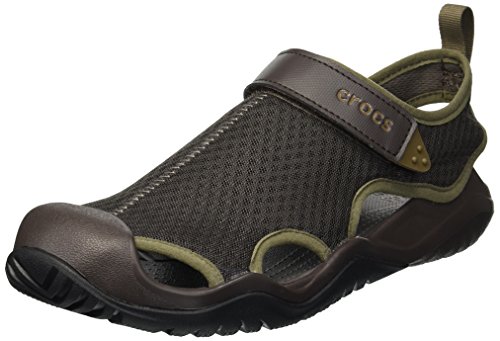 CROCS Swiftwater Mesh Deck Sandal M, Zuecos Hombre, Marrón (Espresso 206b), 42 EU