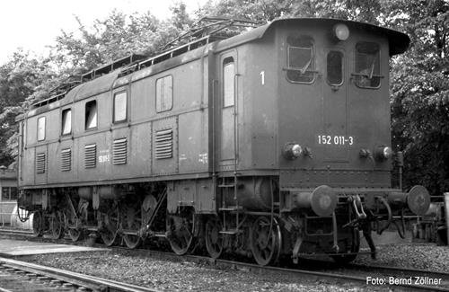 Fleischmann 395273 DB BR152 Electric Locomotive IV (~AC-Sound) Fleischmann 395273 DB BR152 Electric Locomotive IV (~AC-Sound)