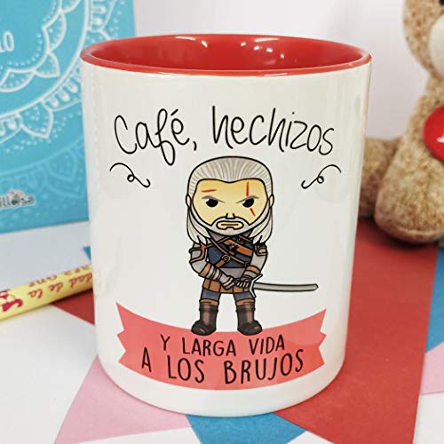 La Mente es Maravillosa - Taza con Frase y dibujo. Regalo original y gracioso (Café, hechizos y larga vida a los brujos) Taza The Witchr