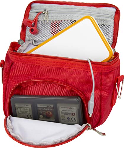 Nintendo ® DS TRAVEL BAG para Consola Juegos y Accessarios (adapta TODOS Los Versiones de DS con Pantalla Plegable - Por ejemplo: Original DS / 3DS / DS Lite / Nintendo 3DS XL / DSi / etc pero no 2DS Modelo Version) - Diseñado por KIICKS ® en exclusiva pa