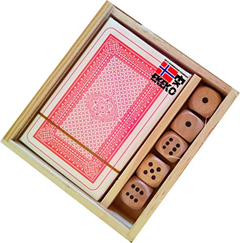 Pack 2 Juegos en una Caja de Madera Ekeko Saloon .Essential Board Games. Baraja 54 Cartas y 5 Dados de Madera.