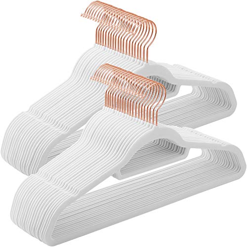 SONGMICS Perchas de Terciopelo, 50 Paquetes, para Ropa, Antideslizante, Gancho Giratorio, Oro Rosa, 0.6cm Grosor, Ahorro de Espacio, para Abrigo, Vestido, Pantalones, Corbatas, Blanco CRF021W02 SONGMICS Perchas de Terciopelo, 50 Paquetes, para Ropa, Antideslizante, Gancho Giratorio, Oro Rosa, 0.6cm Grosor, Ahorro de Espacio, para Abrigo, Vestido, Pantalones, Corbatas, Blanco CRF021W02