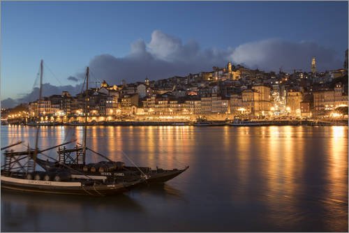 Cuadro de PVC 90 x 60 cm: Porto City at Dusk in Portugal de Alex Saberi