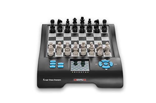 Europe Chess Master II: Schach und 7 weitere bekannte Spieleklassiker. Mit beleuchtetem Display