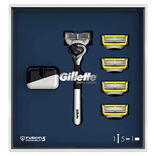 Gillette Fusion5 ProShield Set de regalo Maquinilla cromada, Edición Limitada, con 4 recambios y soporte