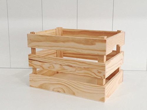 greca Caja Madera Frutas rústica. En Pino Crudo, Macizo. Tamaño Mediano. Medidas (Ancho/Fondo/Alto): 35 * 25 * 25 cms. 3 tamaños. greca Caja Madera Frutas rústica. En Pino Crudo, Macizo. Tamaño Mediano. Medidas (Ancho/Fondo/Alto): 35 * 25 * 25 cms. 3 tamaños.