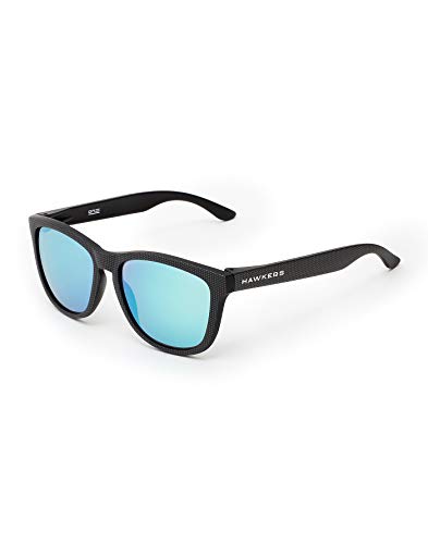 HAWKERS Gafas de Sol ONE Carbono, para Hombre y Mujer, con Montura Negra Mate con Trama y Lente Azul Claro Efecto Espejo, Protección UV400