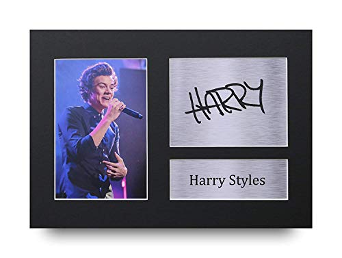 HWC Trading Harry Styles A4 Sin Marco Regalo De Visualización De Fotos De Impresión De Imagen Impresa Autógrafo Firmado por One Direction Aficionados A La Música