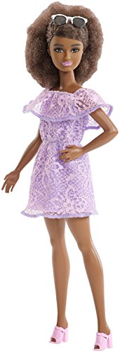 Barbie Fashionista, muñeca 32cm petite con look con vestido morado de encaje (Mattel FJF53) Barbie Fashionista, muñeca 32cm petite con look con vestido morado de encaje (Mattel FJF53)