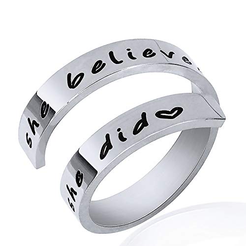 LucBuy Acero Inoxidable Seguir Adelante Grabado Regalos Inspiradores Anillos Ajustables Joyas para Hombres Mujeres Adolescentes (She Believed She Could so She Did - Plata) LucBuy Acero Inoxidable Seguir Adelante Grabado Regalos Inspiradores Anillos Ajustables Joyas para Hombres Mujeres Adolescentes (She Believed She Could so She Did - Plata)
