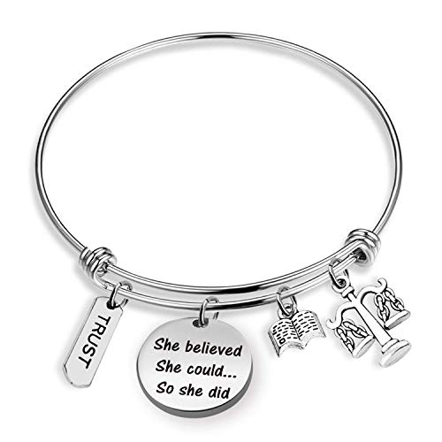 Regalo de abogado que ella creía que podía Pulsera de abogado Nuevo regalo de abogado Abogado de ley Regalo de estudiante Escalas de justicia Joyería Regalo de graduación (ella cree abogado BR) Regalo de abogado que ella creía que podía Pulsera de abogado Nuevo regalo de abogado Abogado de ley Regalo de estudiante Escalas de justicia Joyería Regalo de graduación (ella cree abogado BR)