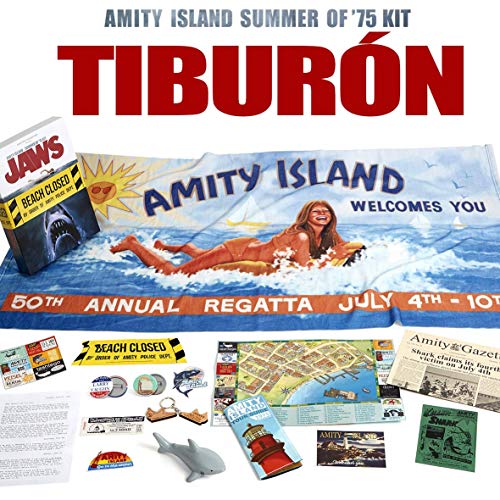 Tiburón - Amity Island Summer of '75 Kit (Toalla playa, Mapa Amity Island, Llavero, Chapas, Tiburón, etc)