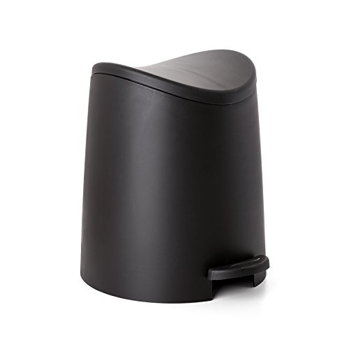 TATAY 4470027 - 3L Pequeño Cubo de baño con Apertura a Pedal, Negro, 19x22.1x0.41 cm TATAY 4470027 - 3L Pequeño Cubo de baño con Apertura a Pedal, Negro, 19x22.1x0.41 cm