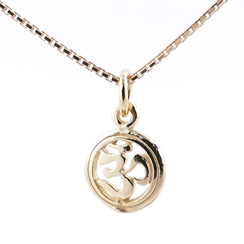 ARITZI - Collar Delicado de Plata de Ley 925 con Colgante de Om en Color Oro - Incluye Cadena Box Chain de 40 cm en Plata - 14 mm ARITZI - Collar Delicado de Plata de Ley 925 con Colgante de Om en Color Oro - Incluye Cadena Box Chain de 40 cm en Plata - 14 mm