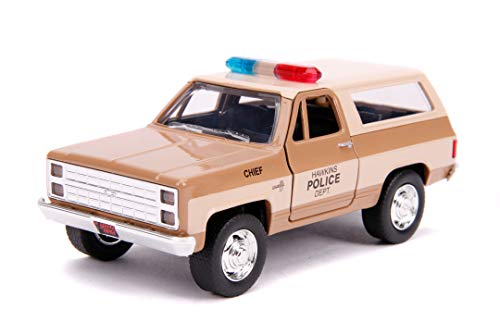 Jada Toys Coche de Juguete Stranger Things Hopper's Chevy, Escala 1:32, Color marrón