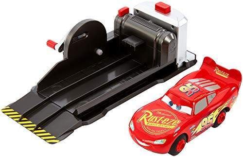 Cars 3 - Rayo Mcqueen Superpiruetas, Lanzador y Coche de Juguete (Mattel FRV84)