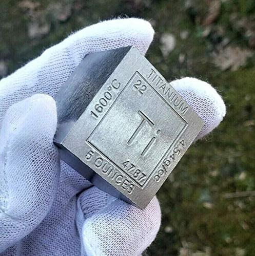 Lingote/pisapapeles de titanio de 5 onzas (aprox. 155 gramos) con forma de cubo, con diseño y datos grabados del elemento químico
