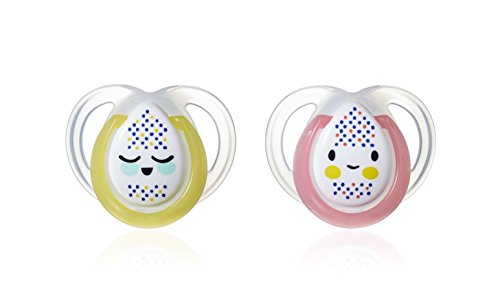 Tommee Tippee Night time - Chupetes para bebés entre 0 y 6 meses (pack de 2), modelos surtidos