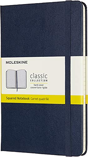 Moleskine - Cuaderno Clásico con Hojas Cuadriculadas, Tapa Dura y Cierre Elástico, Color Azul Zafiro, Tamaño Medio 11.5 x 18 cm, 208 Hojas