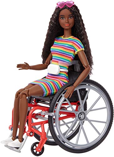 Barbie Fashionista Muñeca afroamericana con silla de ruedas, rampa y accesorios de moda (Mattel GRB94) Barbie Fashionista Muñeca afroamericana con silla de ruedas, rampa y accesorios de moda (Mattel GRB94)