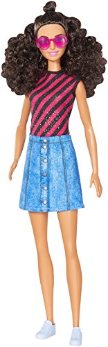 Barbie - Fashionista, muñeca con Top de Rayas (DVX77)