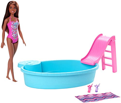 Barbie y su Piscina con Tobogán con Muñeca Afroamericana (Mattel GHL92)