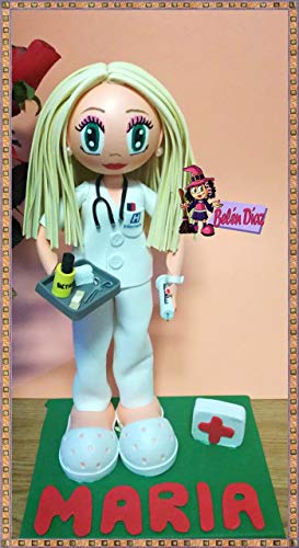 Fofucha muñeca artesana auxiliar de enfermería 35 cms.