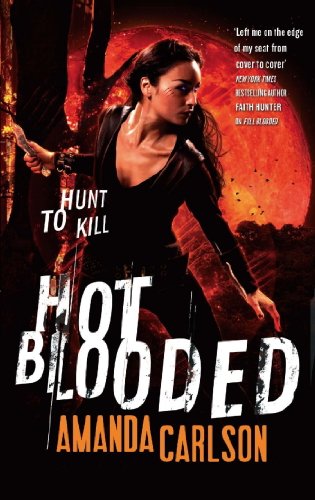 Hot Blooded: Book 2 in the Jessica McClain series (Jessica McCain) (English Edition)