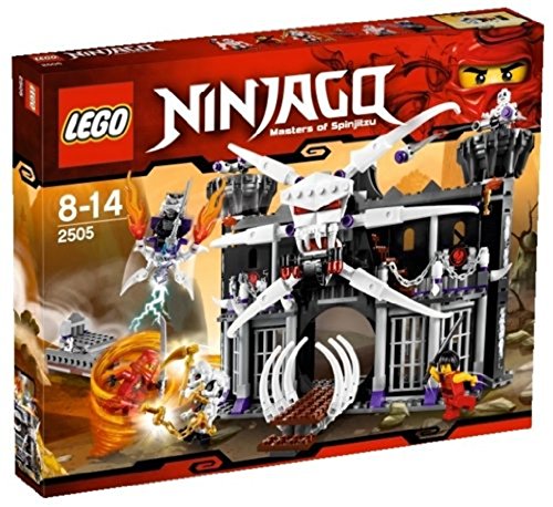 LEGO NINJAGO 2505 La Fortaleza Oscura de Garmadon