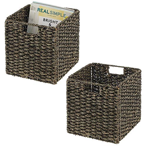 mDesign Juego de 2 cajas de almacenaje – Cajas organizadoras plegables hechas de junco marino – Cestas de almacenaje con patrón trenzado – Ideales para estanterías cuadradas – negro
