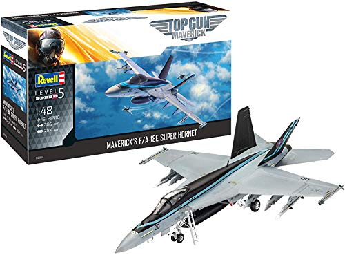 Revell Super Hornet 03864 F/A-18E - Maqueta de la película Top Gun Maverick, Modelo de avión 1:48, 38,1 cm, Fiel al Original para Expertos, sin Pintar