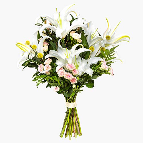 Ramo de flores naturales a domicilio lirios Sevilla - Flores frescas - Envío a domicilio 24h GRATIS - Tarjeta dedicatoria incluida - Caja especial para ramos de flores naturales. Ramo de flores naturales a domicilio lirios Sevilla - Flores frescas - Envío a domicilio 24h GRATIS - Tarjeta dedicatoria incluida - Caja especial para ramos de flores naturales.