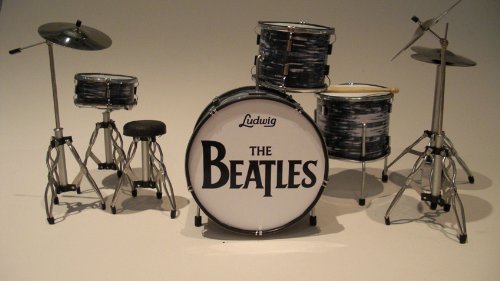 Ringo Star RGM318 Beatle Original Baterías en Miniatura