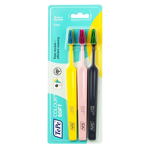 TePe Colour Select Soft 2 + 1 – Set de 3 cepillos de dientes – Cepillo de dientes manual de textura suave – Kit de limpieza dental en colores variados