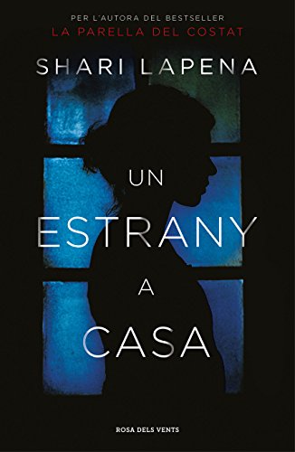 Un estrany a casa (Catalan Edition)