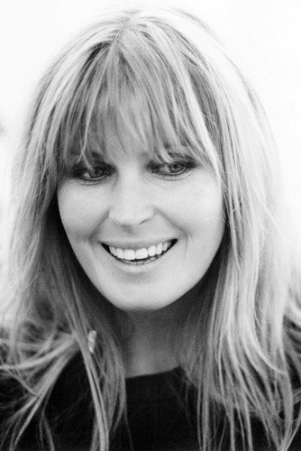 Nostalgia Store Póster de Bo Derek (60 x 91 cm), diseño de Retrato Sonriente de los años 80 Nostalgia Store Póster de Bo Derek (60 x 91 cm), diseño de Retrato Sonriente de los años 80
