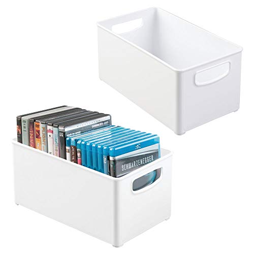 mDesign Juego de 2 cajas organizadoras para DVD – Práctica caja de plástico con asas para guardar DVD, CD y videojuegos – Caja para DVD apilable – blanco