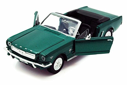 Motormax 1964 1/2 Ford Mustang Convertible Green 1/24 Diecast Model Car by